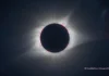 El eclipse solar rozará la totalidad en Gandia Eclipse solar total con la corona blanca y prominencias rojas alrededor de la silueta oscura de la Luna