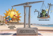 El repunte demográfico estival tensiona los servicios básicos en los municipios costeros de La Safor Balanza que muestra cómo el repunte demográfico estival tensiona los servicios básicos en los municipios de La Safor