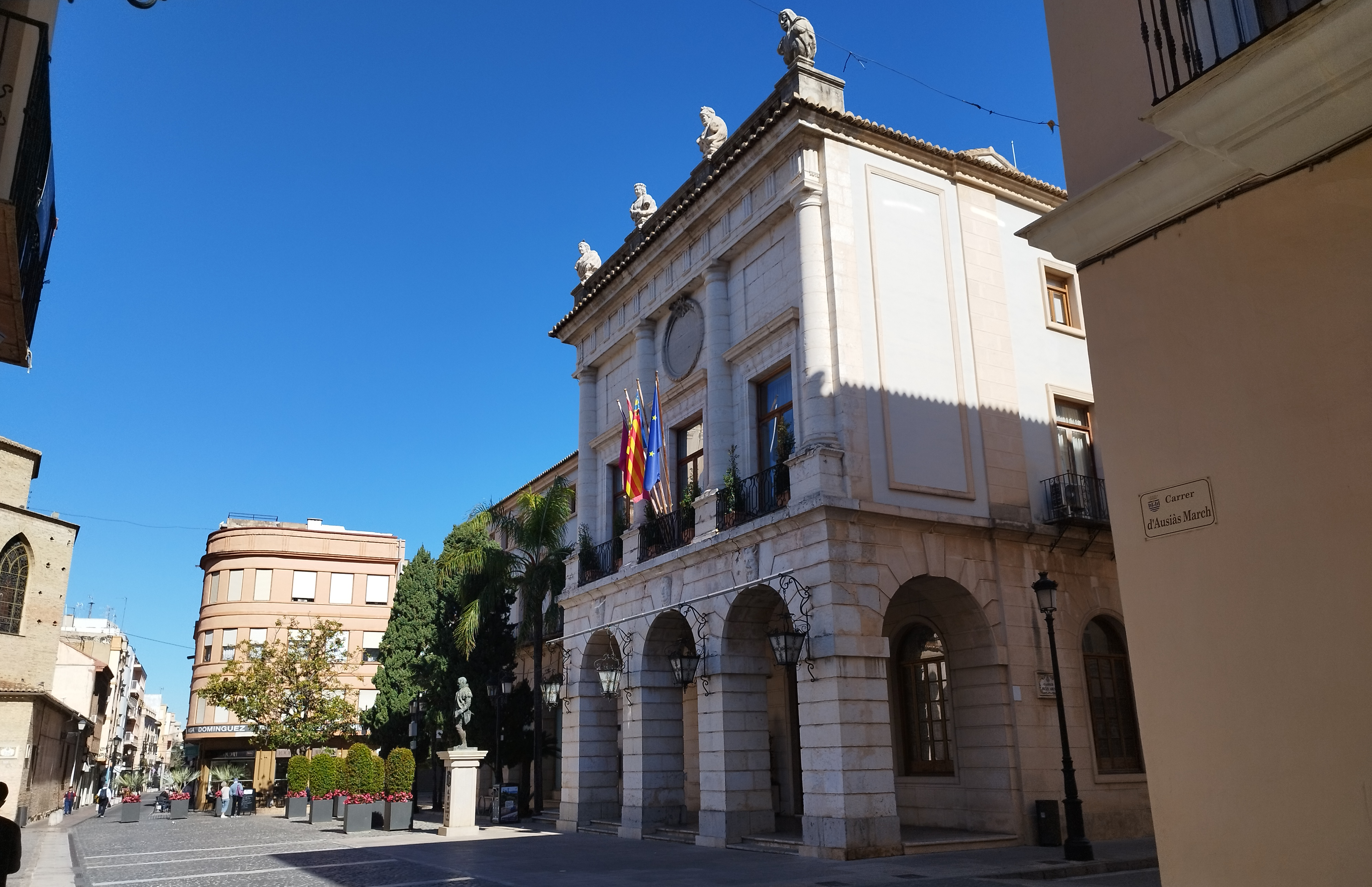 Plaza Mayor y Ayuntamiento de Gandía