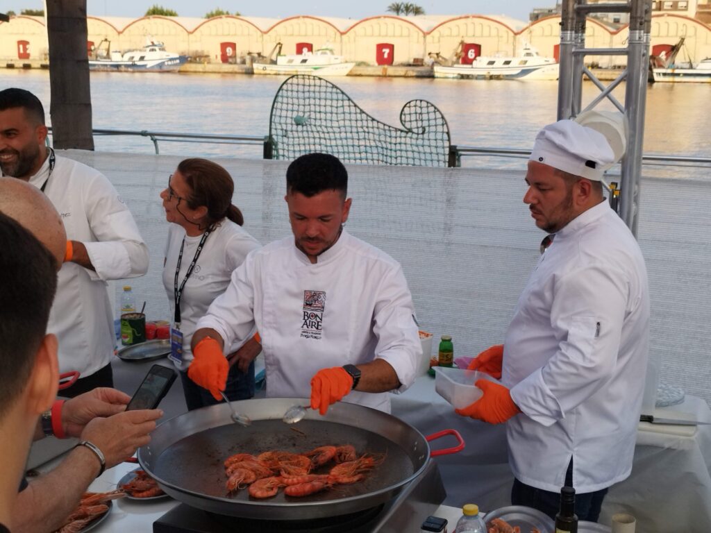 En Boga triunfa en el 50º Concurso Internacional de Fideuà 10 En Boga triunfa en el 50º Concurso Internacional de Fideuà